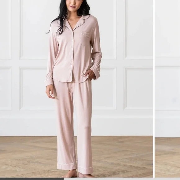 Cozy Earth Blush Bamboo Pajama Set for Women - Picture 1 of 5